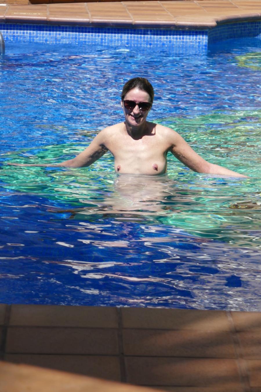 amateur dare women nude