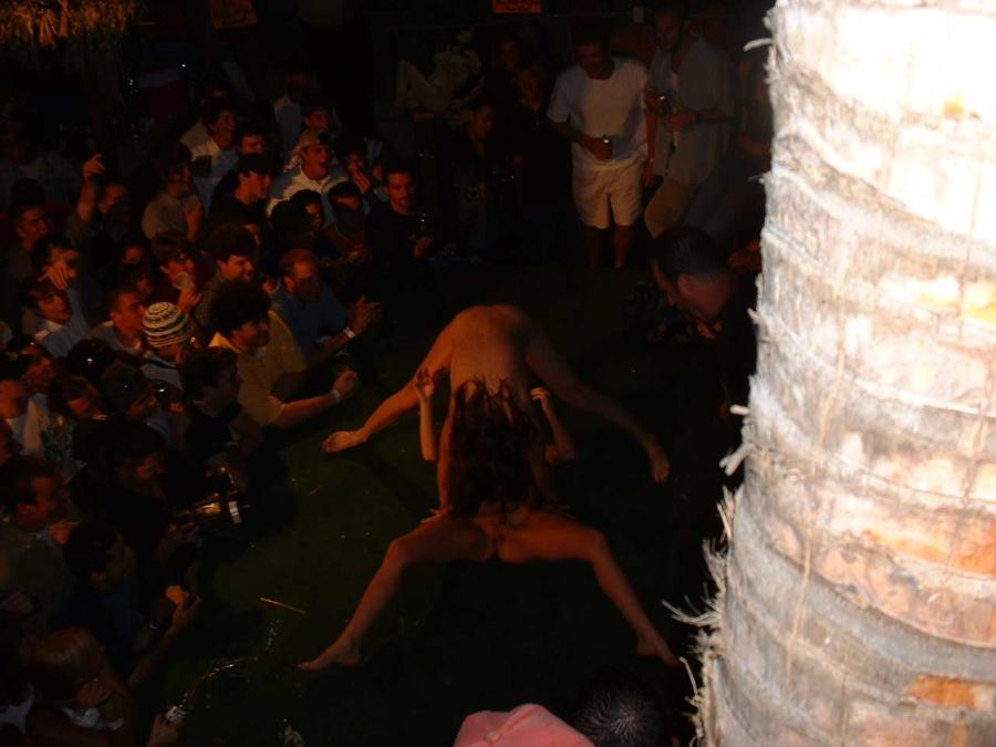 amateur dare women nude