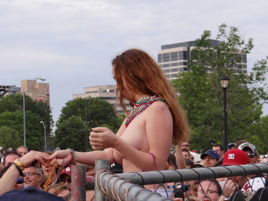 amateur dare women nude