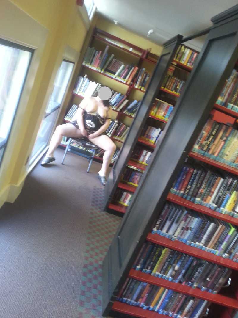 Library Flashing on a Curvy and Sexy College Girl Naked